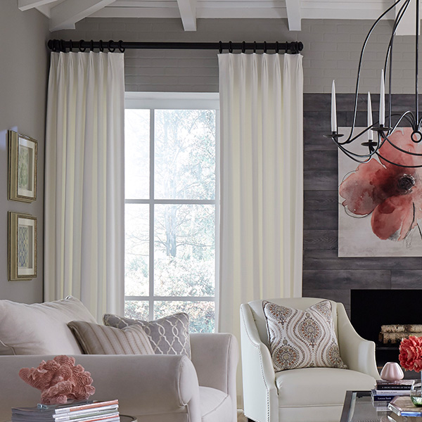 living-room-drapery